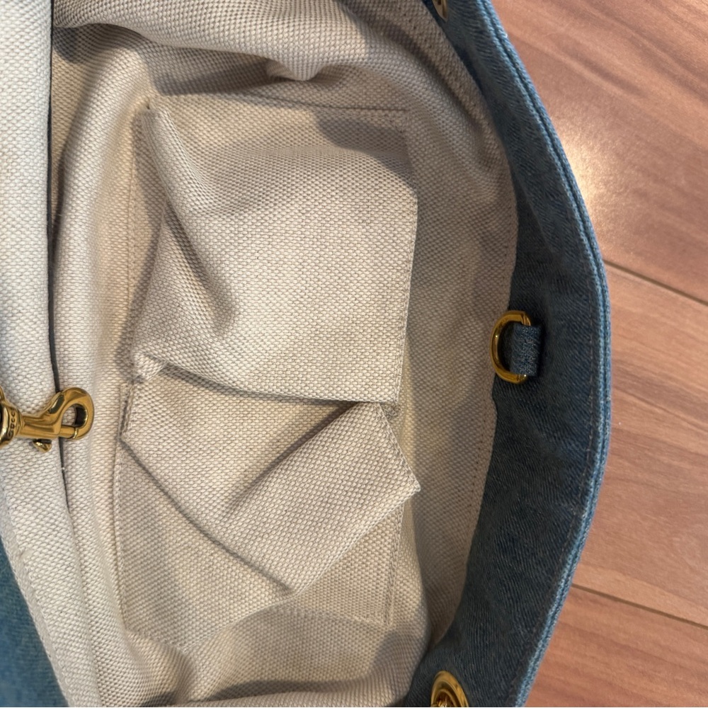 Gucci Blue Denim Shoulder Bag with Gold Chains - Authentic - Picture 8 of 9